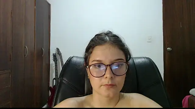 MadieeLorez Chat XXX in diretta