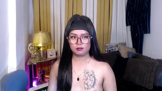 YourSweet-mich's Webcam Show