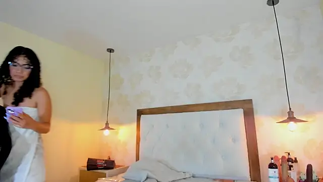 IRISCLARK1 – Live XXX-chat
