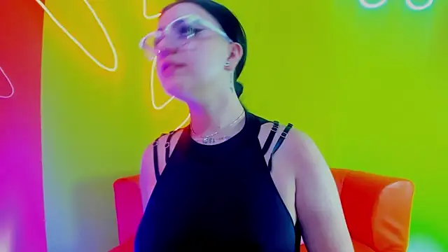 Chat XXX en directo de Ema_Isabella
