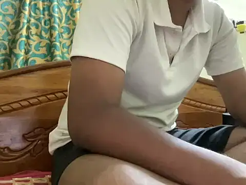 Slave_Aryan Show Webcam