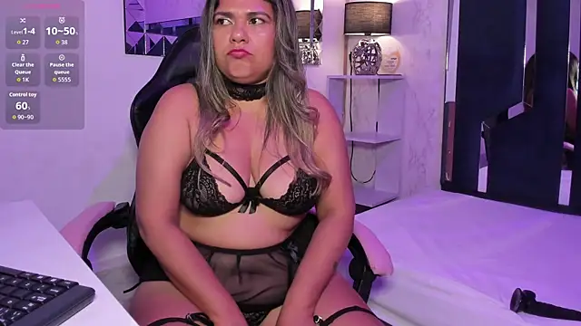 MILFaurora's Live XXX Chat