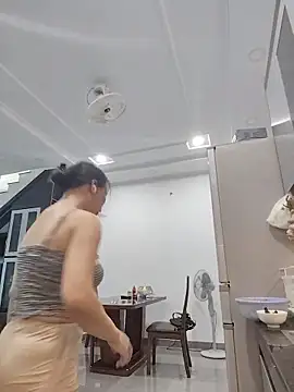 Famrita Chat XXX live