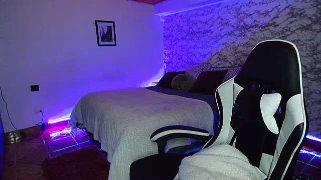 Camila_IRoose Live XXX-Chat