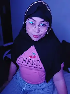 Elinaax Chat XXX in diretta