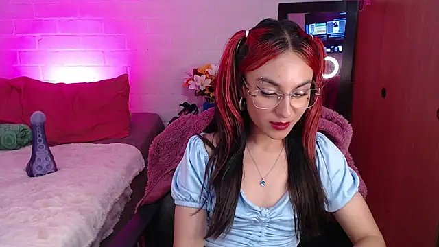 Amy66 – Naživo XXX chat