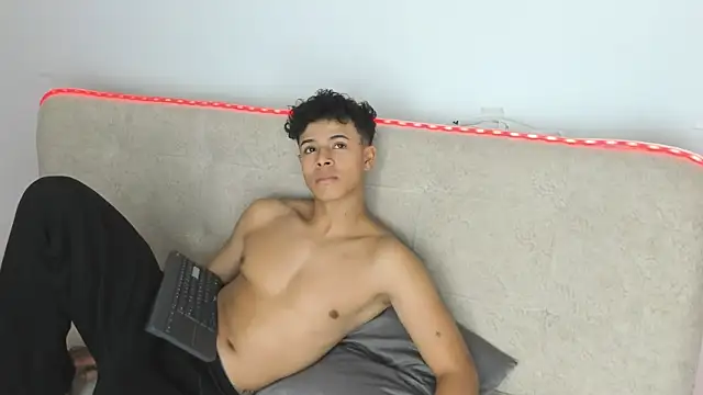 _Alex_Colton 现场XXX聊天