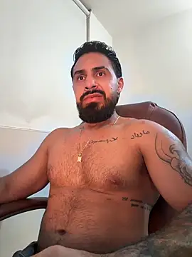 Ryan_Black3 Adlı Modelin Canlı XXX Sohbeti