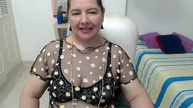 Онлайн чат XXX leonela_69