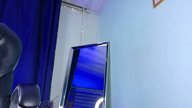 Emilyy05_ Chat XXX live