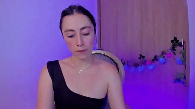 Amatiista élő XXX-chatje