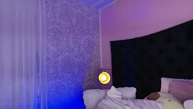 Hada_Blue Adlı Modelin Canlı XXX Sohbeti