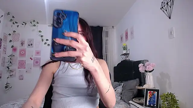 IsaBaileys_ Adlı Modelin Web Kamerası Şovu