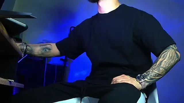 XanderCage99 webcam show