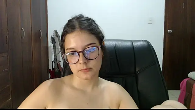 MadieeLorez's Live XXX Chat