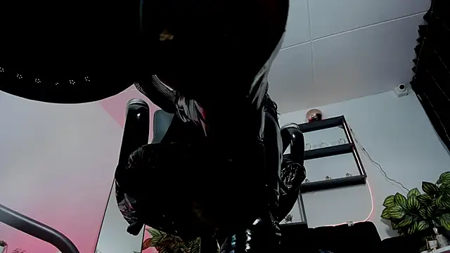 Halley_Ravenn's Live XXX Chat