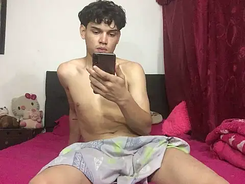 Jostyn18boy webcam show