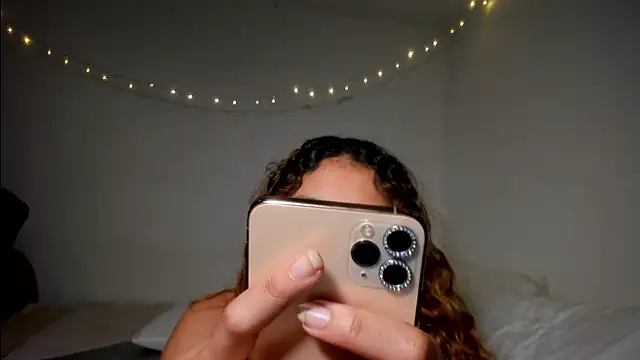 Chat XXX en directo de ValienteGirl_