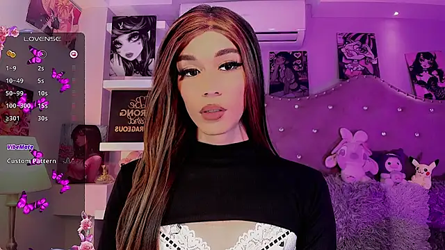 Chatroom XXX en direct de Megaan_Dolll