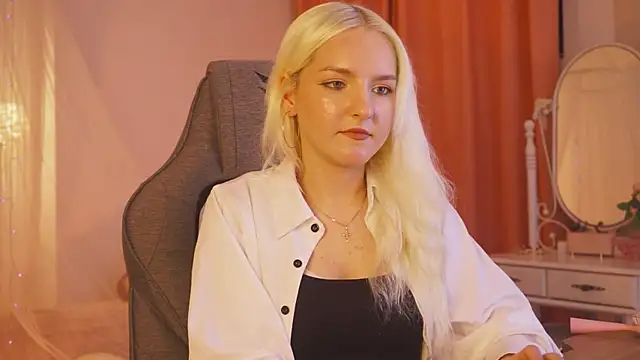 ViolaMore Chat XXX live