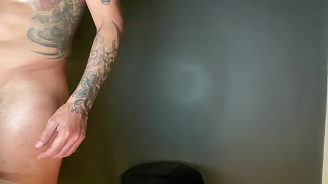 XXX chat uživo modela ZeusDelicious