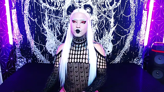 naomi_satan Show Webcam