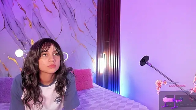 Czat XXX na żywo – Emmiicute