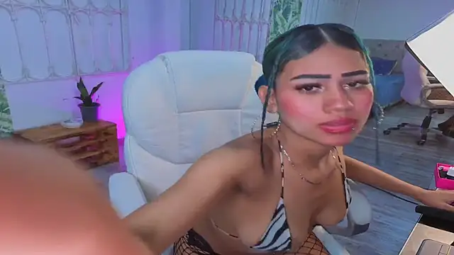 loly_marce's Live XXX Chat