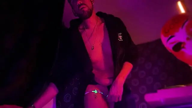 Guyst049 webcam show