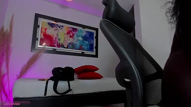 Scarlett_811's Live XXX Chat