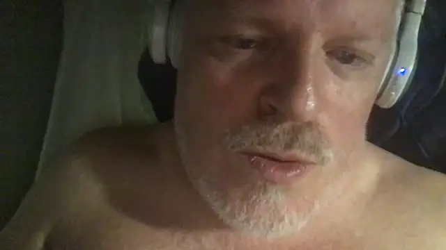 عرض كام exhibitionist_Mike