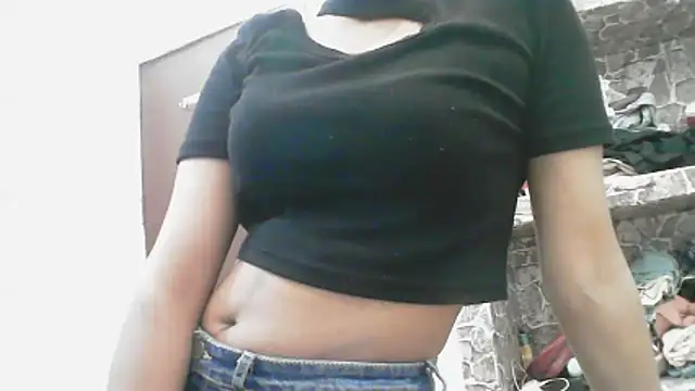 short_girl_'s Webcam Show