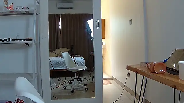 XXX chat uživo modela Lexa-Raven