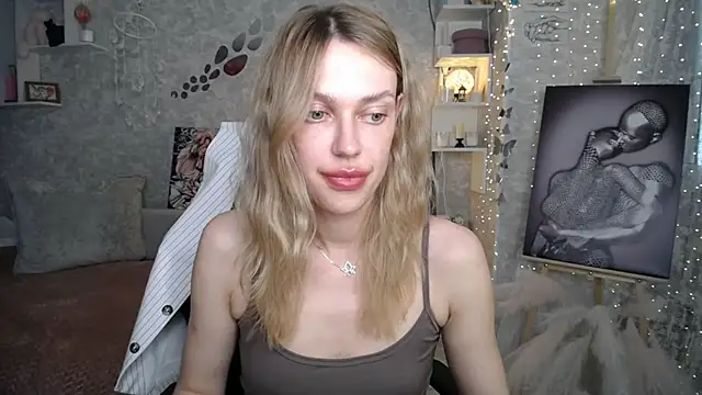 NickyAdamidi Chat XXX in diretta