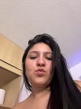 Camila_sanchez25: απευθείας συνομιλία ΧΧΧ