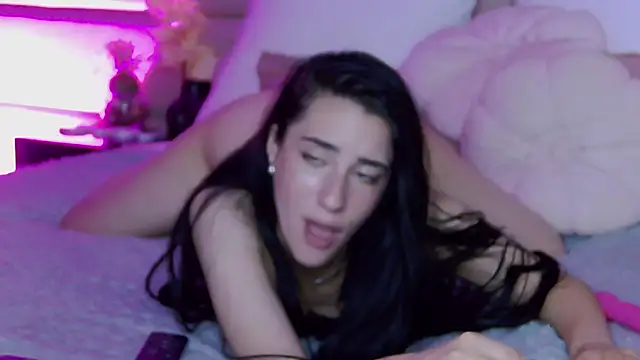 AmeliaJune's Live XXX Chat