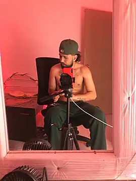 camilorestrepo77 – webcam-show