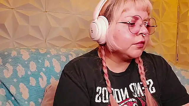 Satyn_doll's Webcam Show