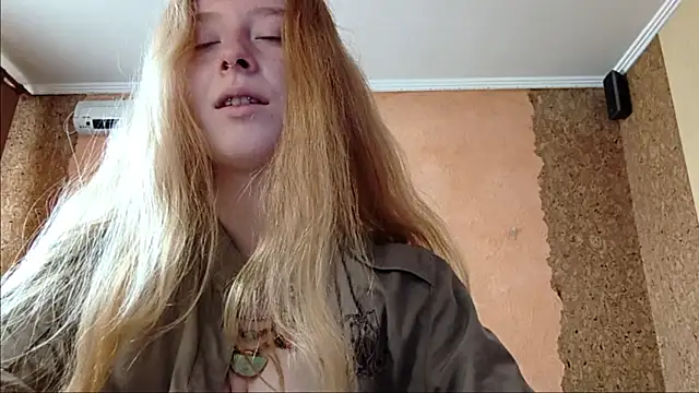 KateVibe_01's Webcam Show