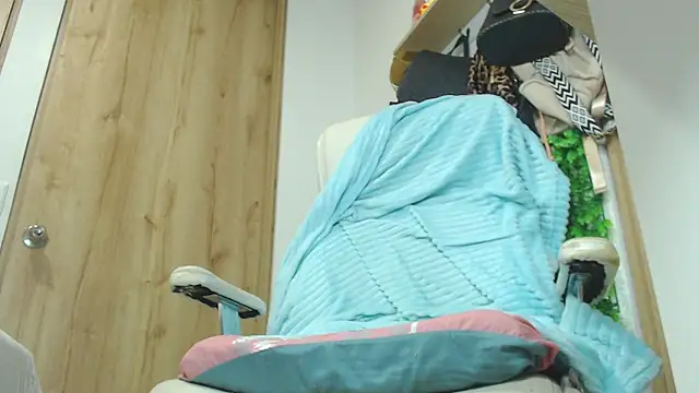 Neerea's Live XXX Chat