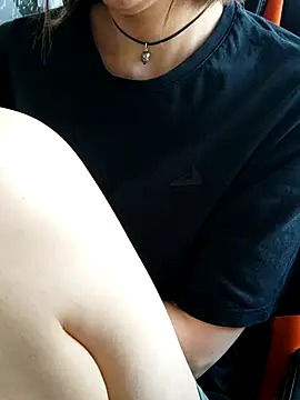 Aashikalaa 라이브 XXX 채팅