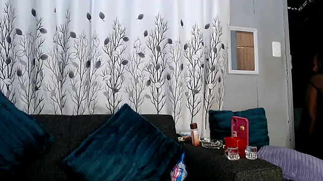 XXX chat uživo modela CancerGodessX