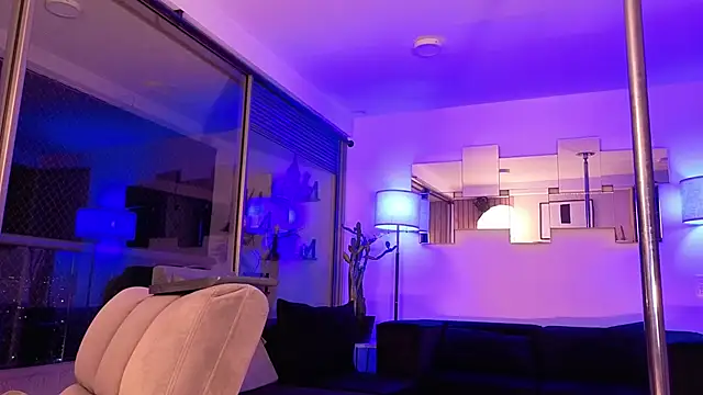 mandi4pole_'s Live XXX Chat