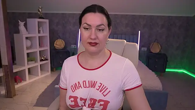 Chat XXX en directo de VelvetLuck