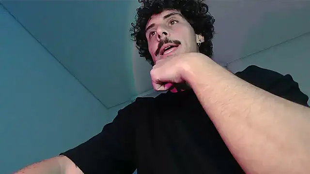 عرض كام milkoffe