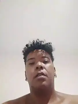 Show de DeHotBBW na webcam