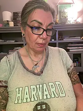 dieseldame1313's Live XXX Chat