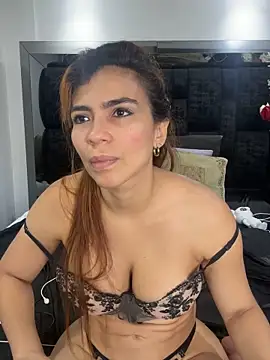 Онлайн чат XXX Arianna_Jones1