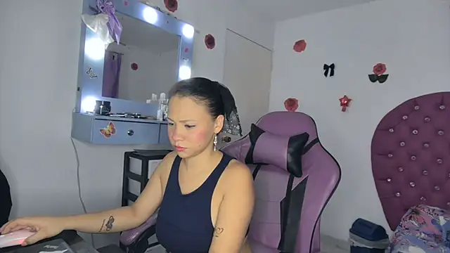 Živý XXX chat soffy_rosses