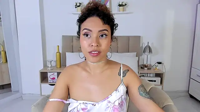 Zoe_Gruber's Live XXX Chat